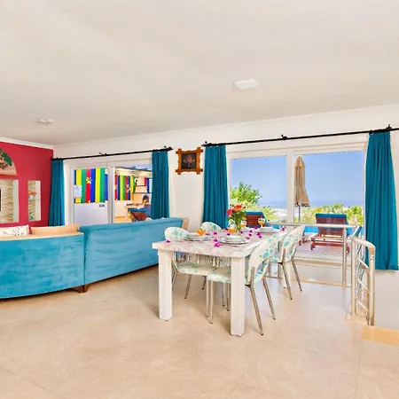 Uzumlu Village 2 Bedroom 3976 Villa Kalkan