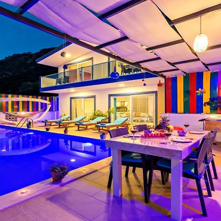 Uzumlu Village 2 Bedroom 3976 Villa Kalkan